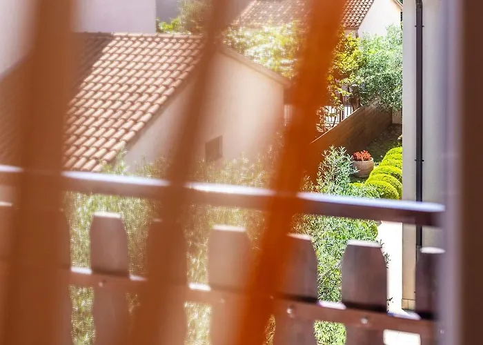 2 With Pool 公寓 *