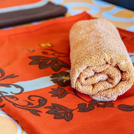 2 With Pool 아파트