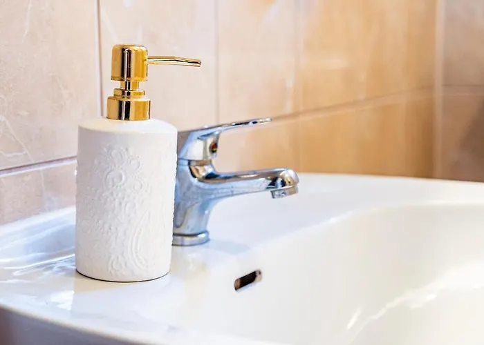 2 With Pool Apartment