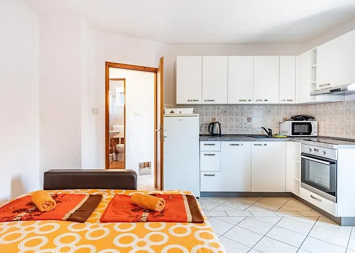 2 With Pool Apartment Pula